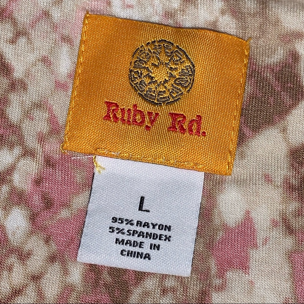 🍂Ruby Rd.Horseshoe Neck Top🍂 - Picture 8 of 8